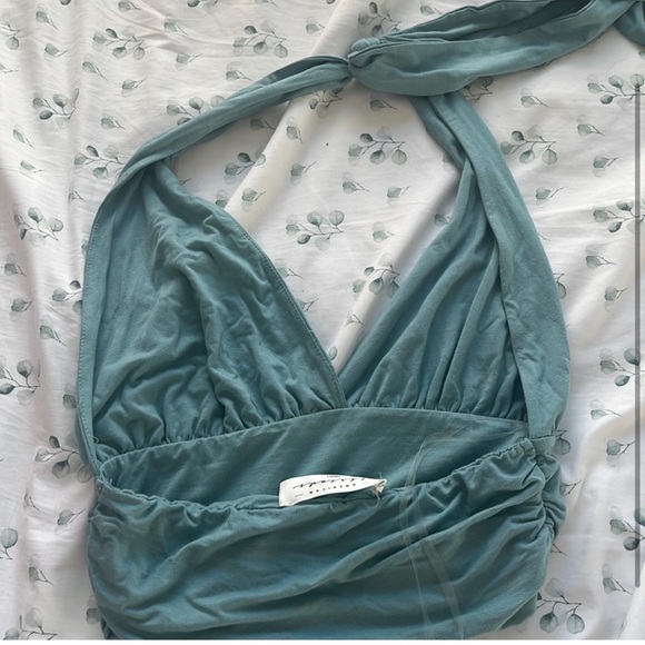 American Threads halter top backless tie knot - Picture 3 of 3